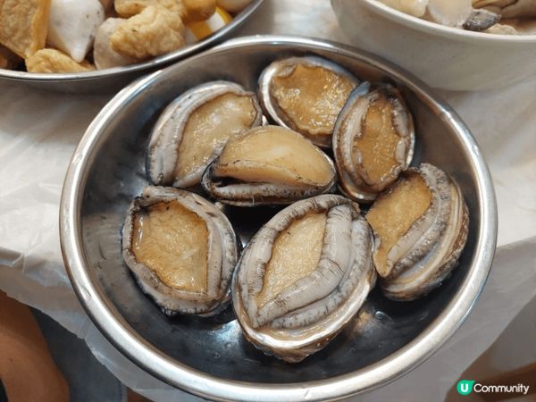 除夕同屋企人一齊烚下烚下兼倒數，食物豐富，食材又新鮮，大家都...