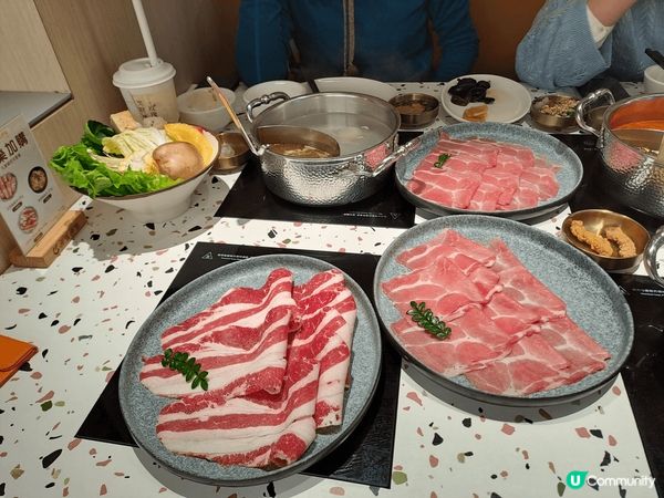 呷哺呷哺@荃灣廣場，原來係食套餐的，唔係任食火鍋，啱晒我d小...