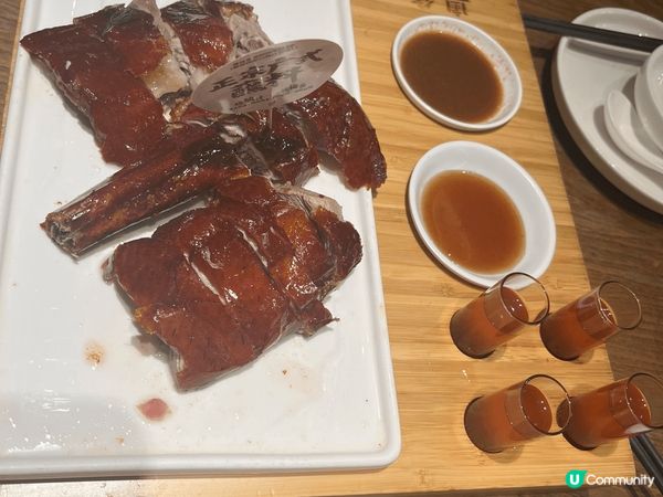 深圳皇廷廣場《粵集》，燒鵝塊皮好脆好好味，其他餸菜水準發揮正...