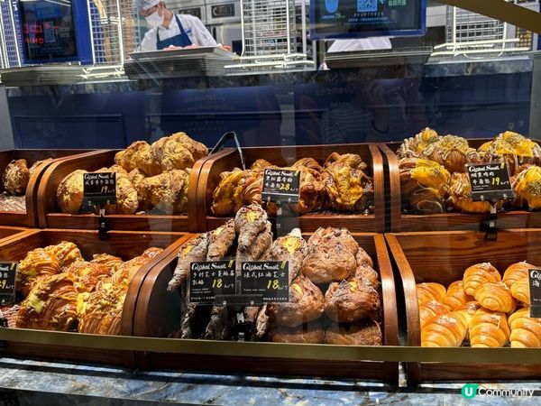 大熱既開心果奶油車輪泡芙