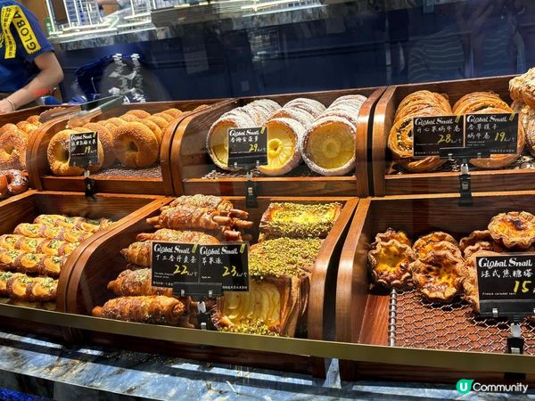 大熱既開心果奶油車輪泡芙