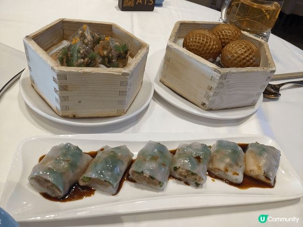 廣州酒家飲茶，每樣點心都十分精緻，服務態度又好，特別避風塘炒...