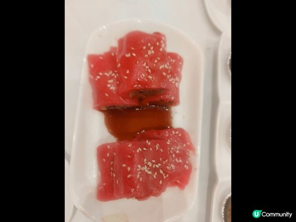 中式酒樓，除了傳統點心外，亦有多款有創意的點心，例如春風得意...