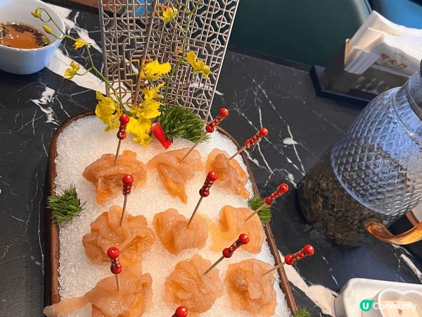 朝天門重慶火鍋-位於蘭桂坊加州大廈，餐廳佈置富麗堂皇，相當氣...