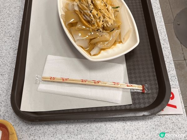 旺角花園街市政大廈國際美食林立，不止有泰國菜如麵包蟹，泰式豬...