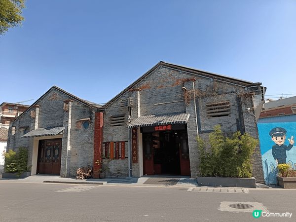 廣州以前有糧倉《夏潡糧園》，現在糟倉已成文青聚集地，這裡有賣...