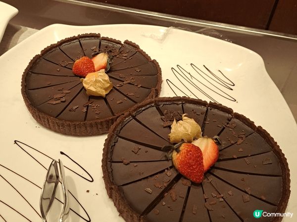 自助晚餐每位$298,位於佐敦龍堡國際園林閣。呢個價錢可以有...