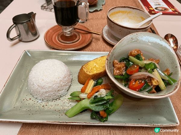 好耐無去過帝苑酒店食野，前排約左朋友去食越南野Le Sole...