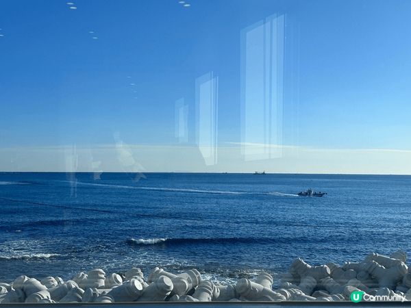 上星期去了韓國釜山的一間海天一線景象的Cafe，打卡一流，飲...