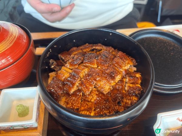 今次去名古屋試咗佢最出名嘅鰻魚，最特別嘅係鰻魚三食，連鰻魚骨...