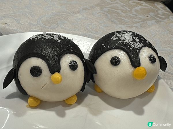 位於中環擺花街的私房菜, 特色菜式包括超級大虎蝦 , 企鵝豆...