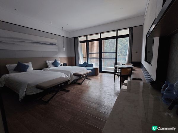 一個地點有齊酒店住宿，温泉，打卡景點，健身設施，玩樂設施，適...