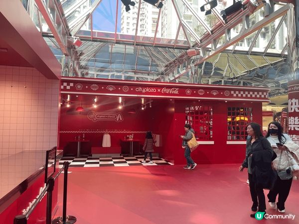 新年其中一個最好玩嘅商場就係太古城！去同可口可樂合作左一個b...