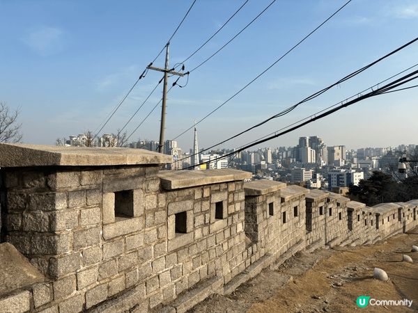 這個是韓國著名的打卡景點，可以行下同家人一齊放鬆心情享受美麗...