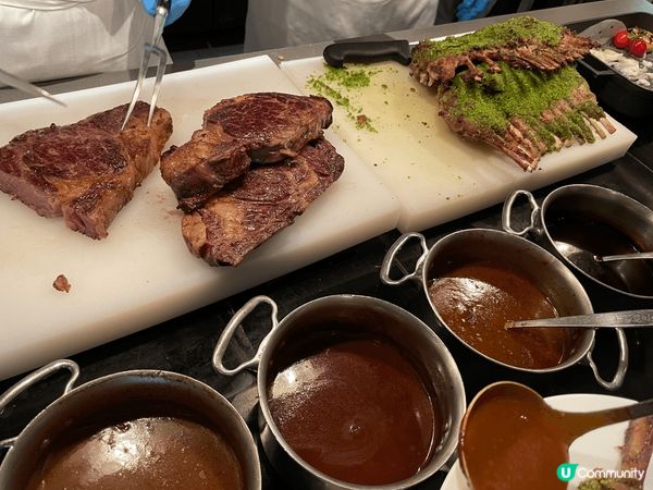 今日人日,去咗食自助餐(咩都要試吓), 我食咗刺身,長腳蟹,...