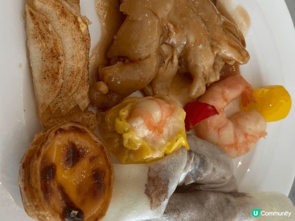 今日人日,去咗食自助餐(咩都要試吓), 我食咗刺身,長腳蟹,...