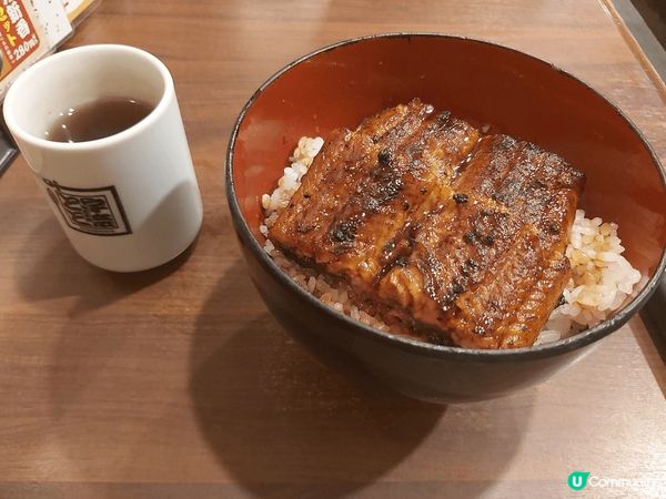 東京上野超抵食鰻魚飯，最平款衹係640円，我叫是1200円和...