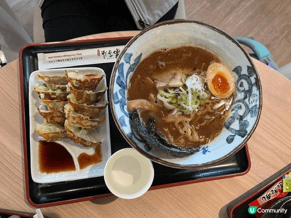 同好友到名古屋旅遊，其中曾享用的美食。