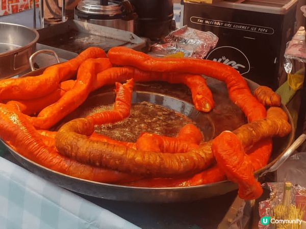 新正頭年初七梗係要去d有氣氛既地方啦，我就推介觀塘新春夜市，...