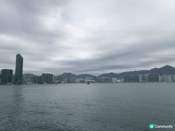 最近新開的北角東岸板道，成功吸引了不少人前往！板道設置了多個...