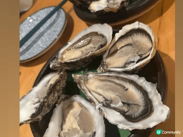 新鮮即開南非及愛爾蘭生蠔鮮甜好味.溫泉蛋及牛柳粒飯.象拔蚌刺...