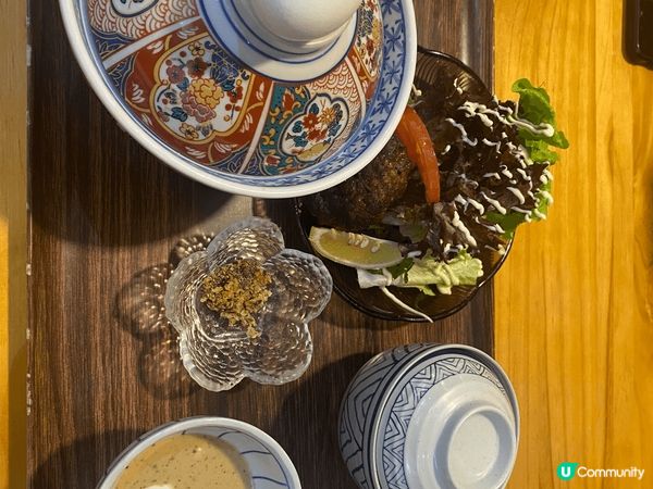 新鮮即開南非及愛爾蘭生蠔鮮甜好味.溫泉蛋及牛柳粒飯.象拔蚌刺...