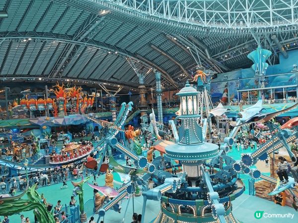 趁學校聖誕假期，去了長隆飛船樂園及海洋王國，香港有直通巴士去...