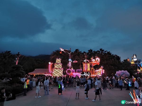 趁學校聖誕假期，去了長隆飛船樂園及海洋王國，香港有直通巴士去...