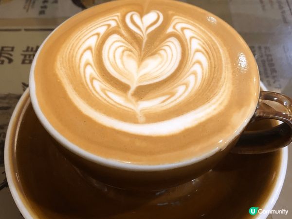 上咖啡班和外出吃飯時所拍的咖啡打卡照片，是非常不錯的咖啡和滿...