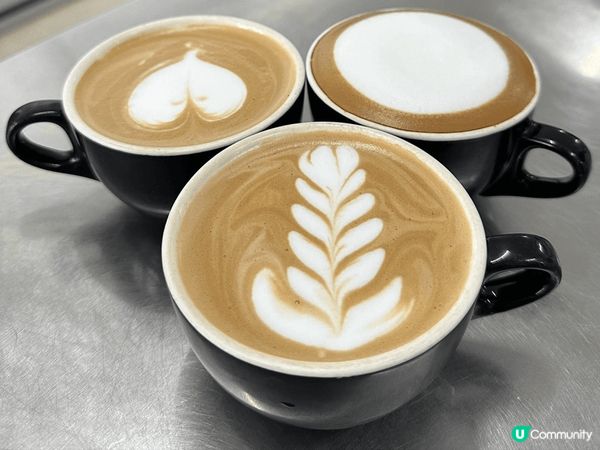 上咖啡班和外出吃飯時所拍的咖啡打卡照片，是非常不錯的咖啡和滿...