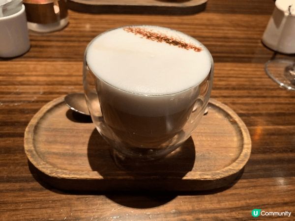 係中環SOMM 嘆杯咖啡 配上精緻甜點 好chill #我係...