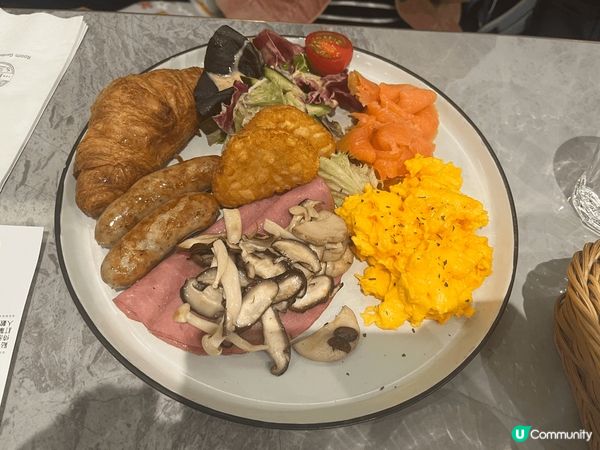 @ # 我想同您試飲蘋果玉桂蜂蜜酒，上星期六晚同我老Best...