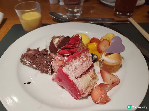 《超推介 : 喜來登自助餐 👍😋》