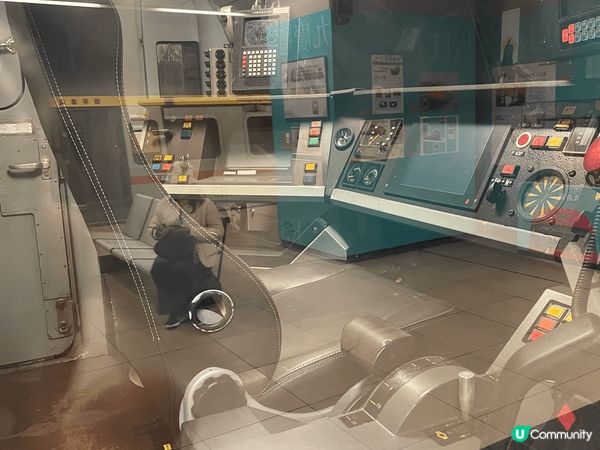 位於紅磡站舊月台之鐵路展，電氣化直通車現在有得睇啦 #我想食...