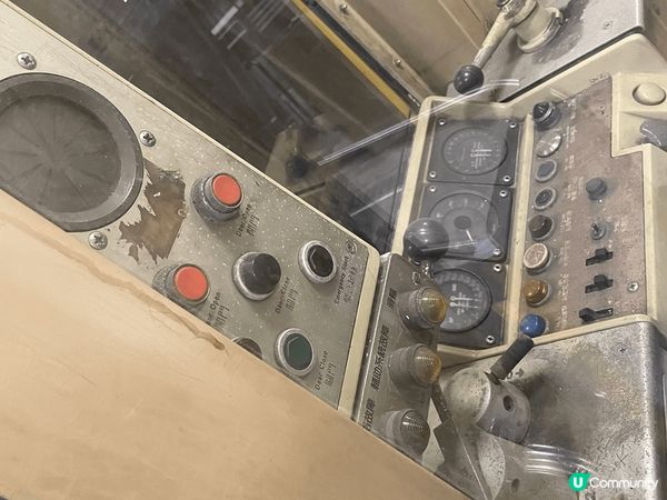 位於紅磡站舊月台之鐵路展，電氣化直通車現在有得睇啦 #我想食...