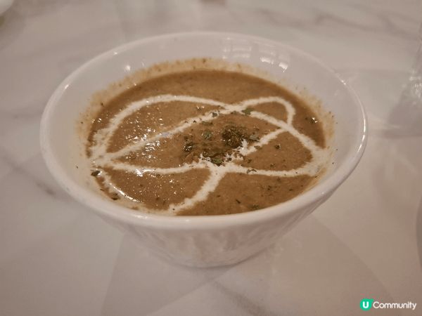 這間餐廳喺商場另外一邊，比較不顯眼，但食物都唔錯呀！這天我和...