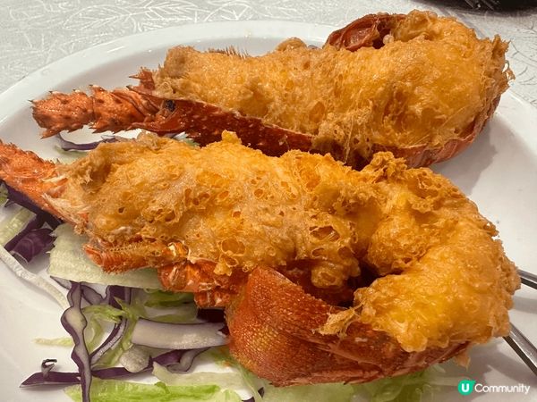 屯門三聖係一個食海鮮嘅好地方，推薦芝士脆焗龍蝦，咬落啖啖卜卜...