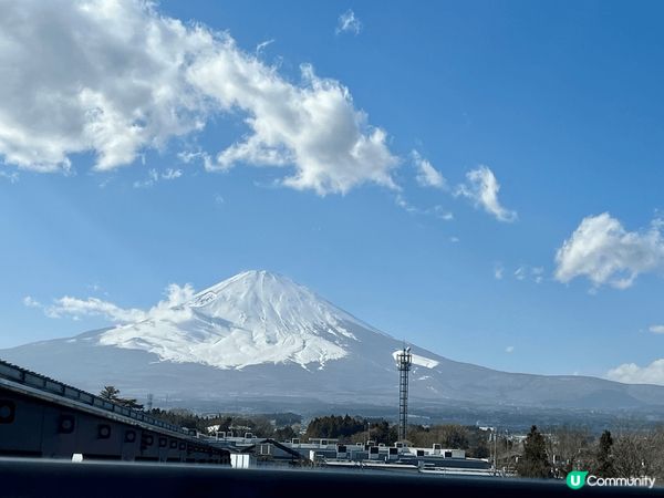 日本東京近郊， 富士山之行十分美滿，除了三日近距離欣賞到富士...