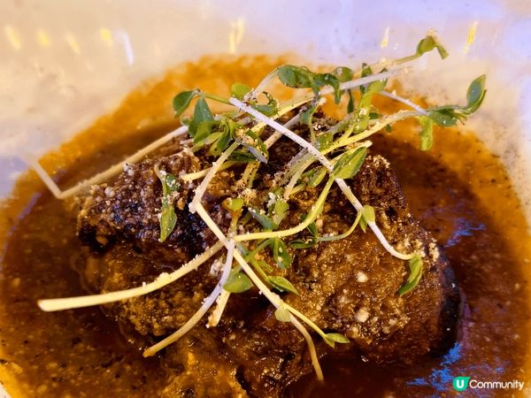 店名：JUST'er Bar & Restaurant