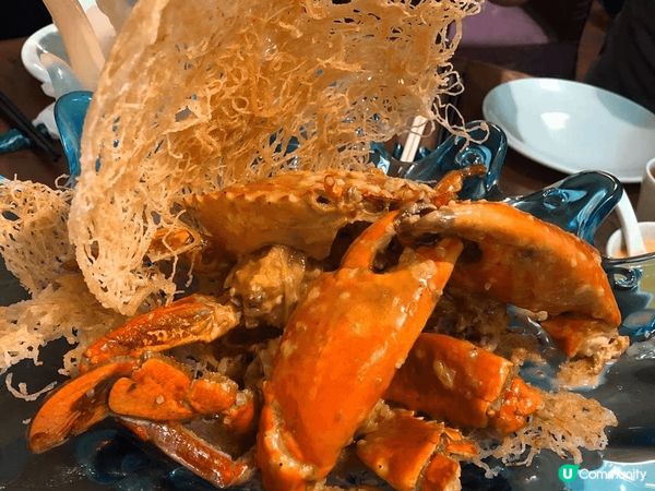 在大角咀一間特式私房菜，店𥚃有很多懷舊小菜，味道，賣相都可以...