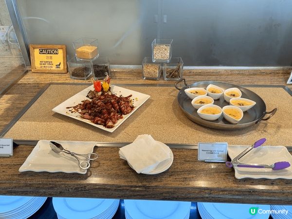 享受了美味的一頓自助餐，無論是食物品質，熱度及擺放都很細緻，...