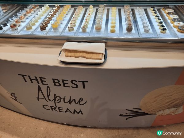 美食甜品係2月中同老公去康得思酒店食下午茶自助餐時影嘅，甜品...