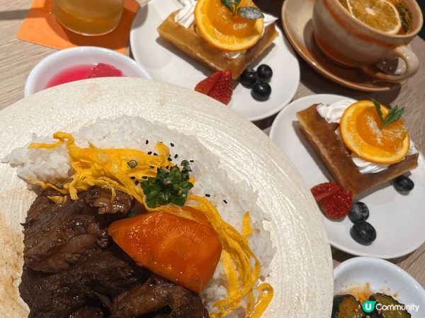 新世紀廣場的Terrance in seaside 的店內是...