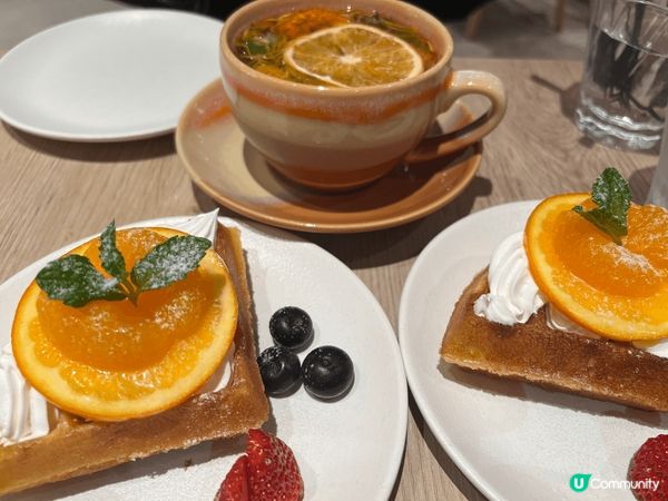 新世紀廣場的Terrance in seaside 的店內是...