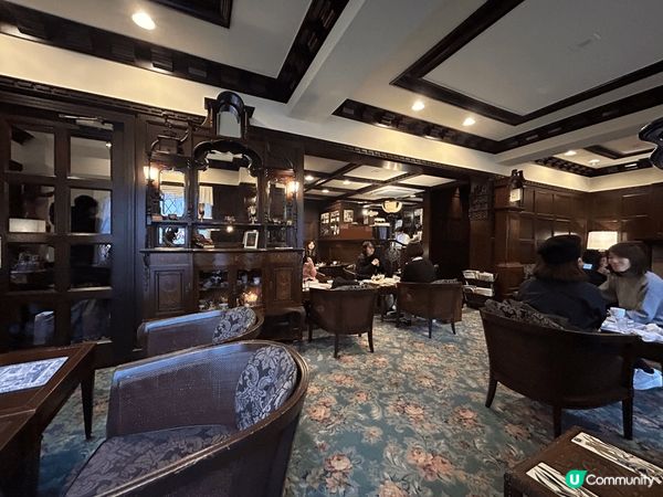 係神戶試左呢間好有古典裝潢既cafe，未入cafe前已經被店...