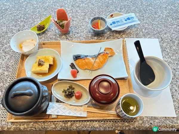 今次去咗日本富士山附近一間可以一泊二食嘅酒店，入住個晚去到好...