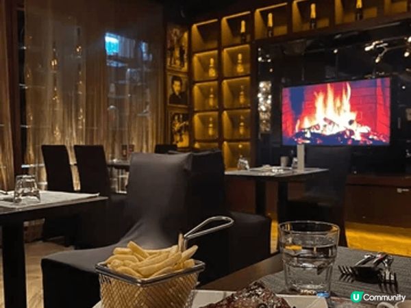 La Moo Moo' s Steak and Fries