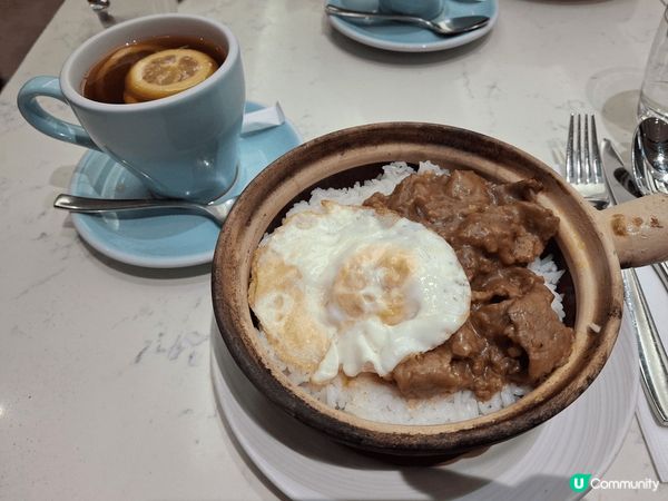 意粉屋推出深受港人喜愛的港式食物，新鮮熱辣辣原個瓦煲奉上，保...
