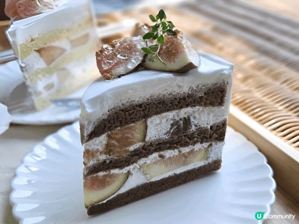 江華島Amoene Cafe以傾斜建築設計而聞名，吸引無數人...