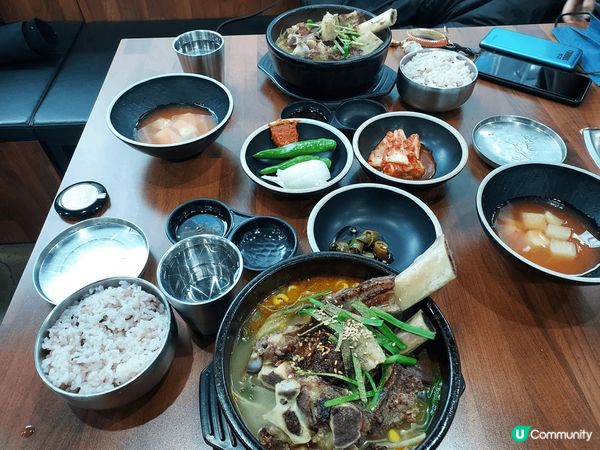 我想食Buffet，韓國黑毛猪烤肉，牛骨湯還有濟州岛汉拿山，...